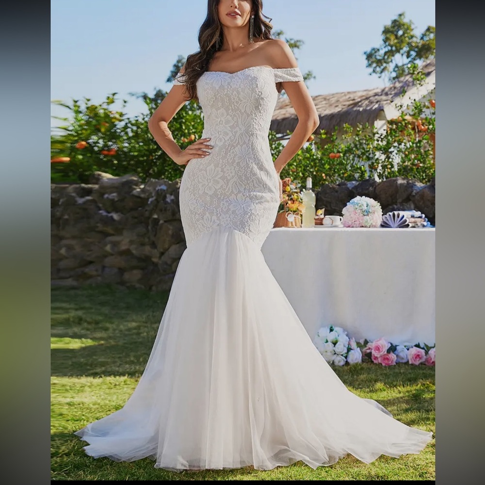 Nude White Off-Shoulder Fitted Mermaid Lace Stretch Wedding Bridal Dress